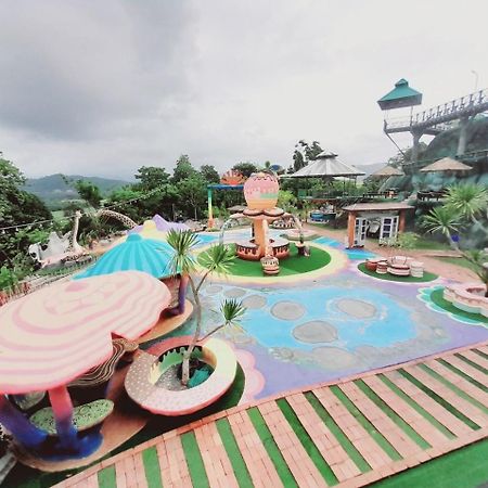 Bangmara Hill Hotel Takuapa Ngoại thất bức ảnh